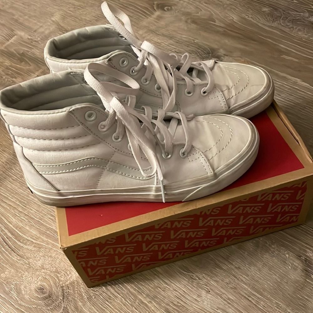Sk8-hi vans